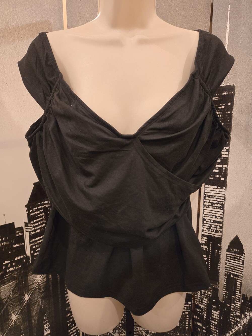 Shein Curve Size 1XL Black Top